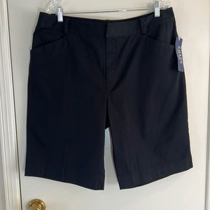 Chaps women’s Bermuda shorts NWT